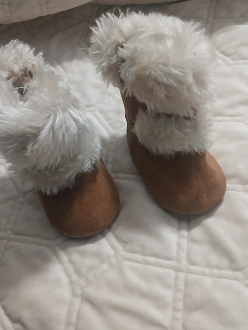 Michael Kors Kids Brown Booties with Cream Faux Fur